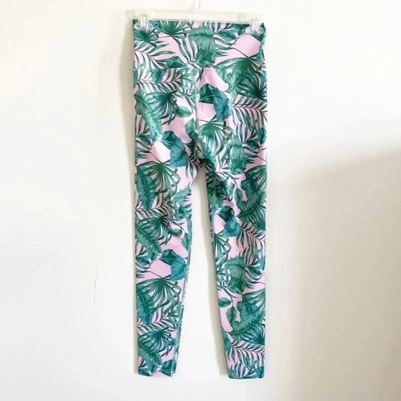 Beach Riot Piper high rise Leggings in Palm Pink and green size Medium - Picture 4 of 7